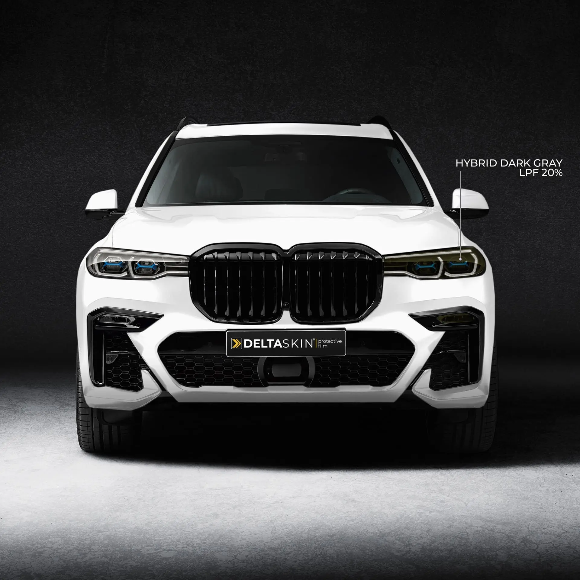 Гибридная тонировка DELTASKIN HYBRID DARK GRAY LPF на передних фарах авто Гибридная тонировка DELTASKIN HYBRID DARK GRAY LPF на передних фарах авто